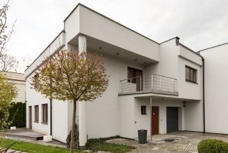 Beim Hausverkauf auf der sicheren Seite: Ihr Makler von grimmobilien